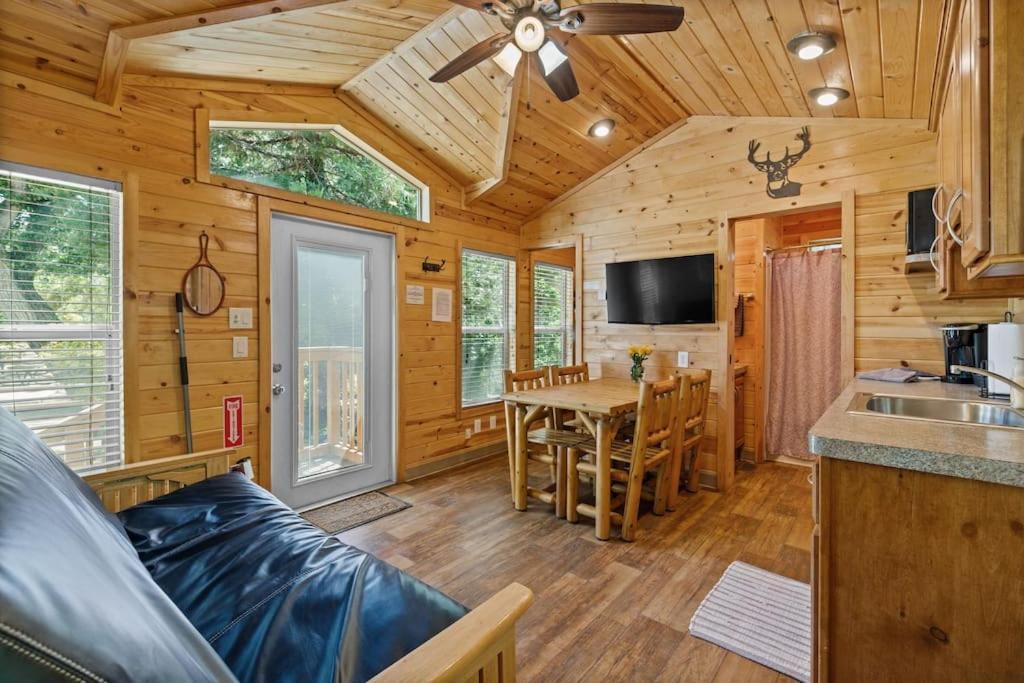 Deluxe Little Cabin 2 Min Stroll To Kern River Kernville Εξωτερικό φωτογραφία